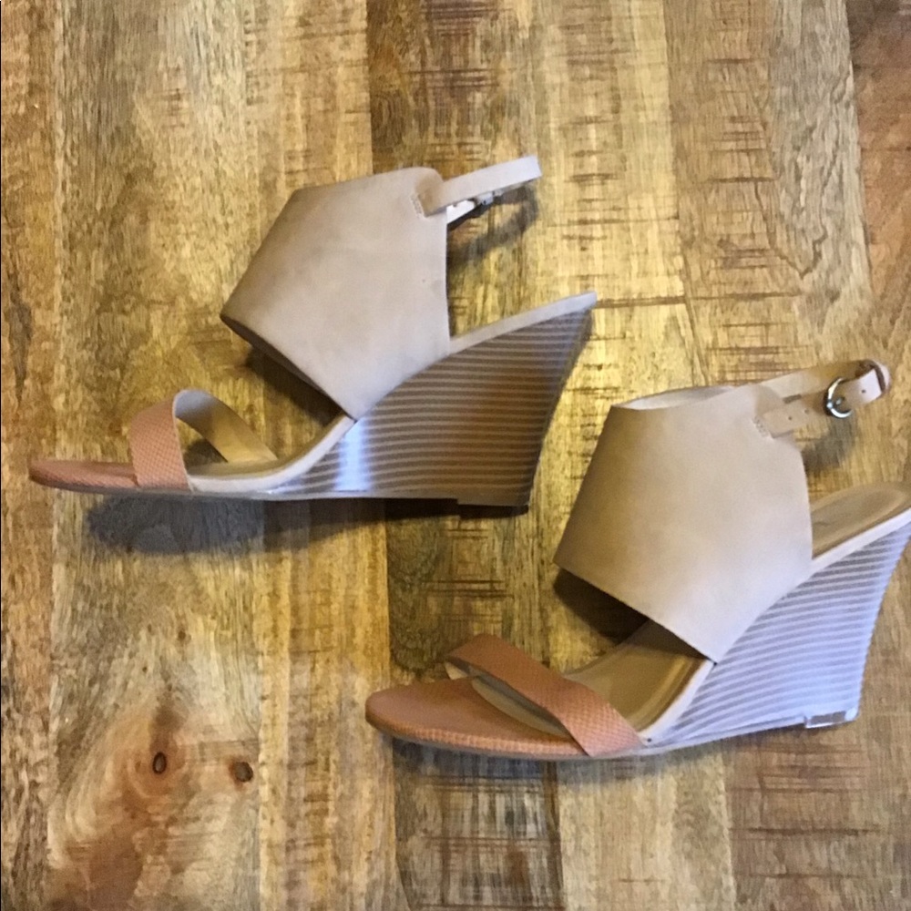 Wedge sandals